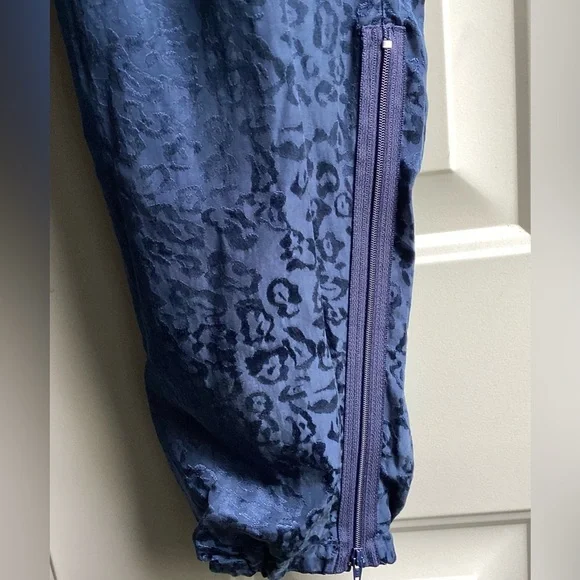 Johnny Was NWT Kiarra Pant Women'sSize 2Navy Blue Cargo Joggers